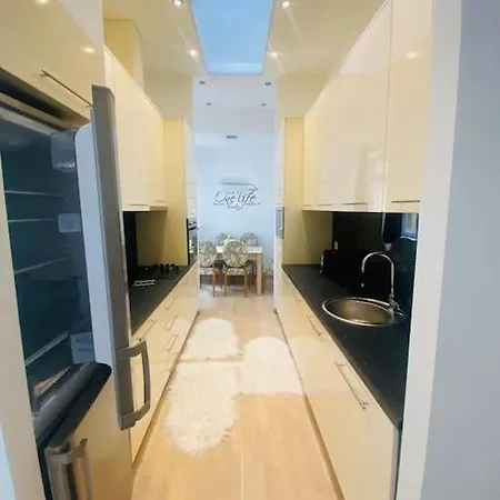 3 75 M2 *